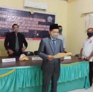 Ketua KPU Boltim Lantik 243 Anggota PPS Via Daring
